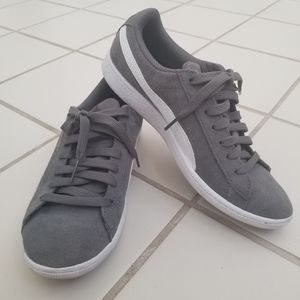 Puma Grey suede sneakers 7.5